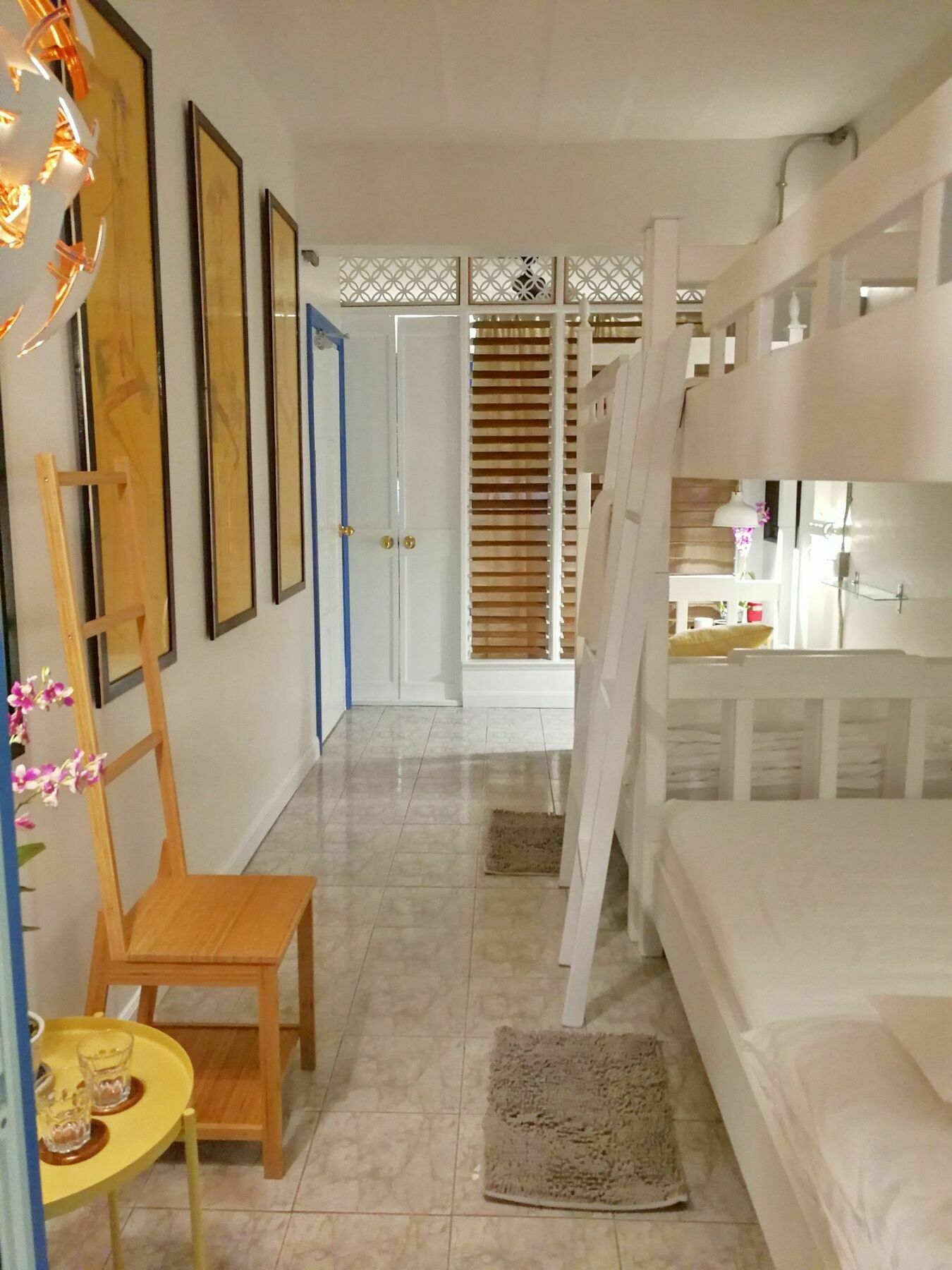 Bed In Town Hostel Chiang Mai Exterior photo
