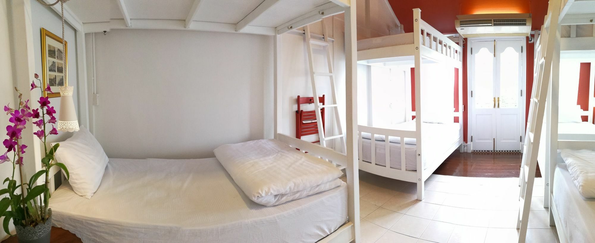 Bed In Town Hostel Chiang Mai Exterior photo